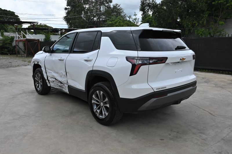 2025 Chevrolet Equinox - photo 3