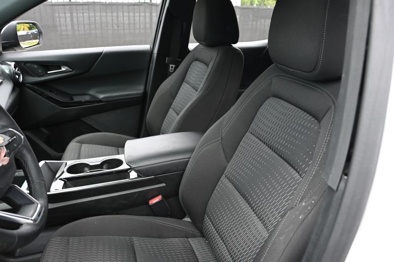 2025 Chevrolet Equinox - photo 9
