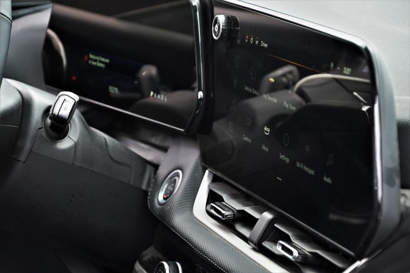 2025 Chevrolet Equinox - photo 10