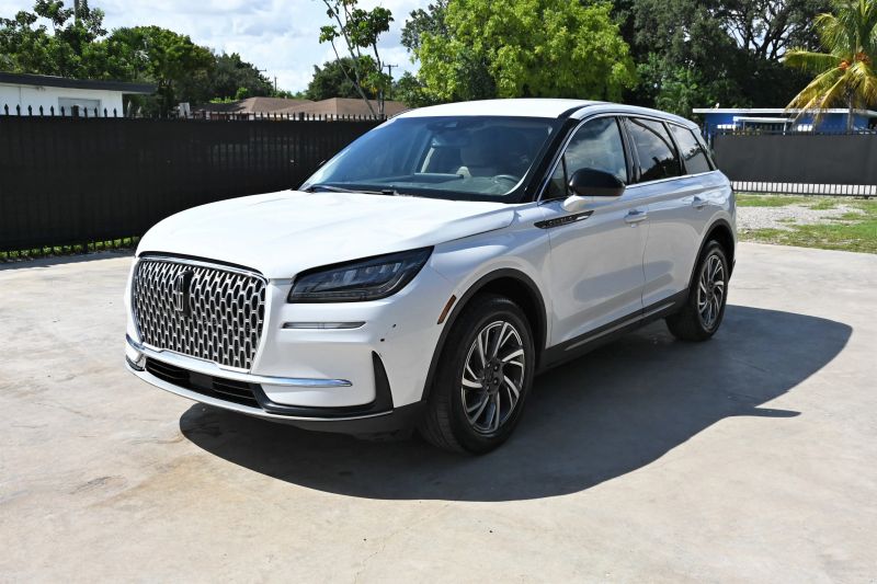 2023 Lincoln Corsair - photo 2