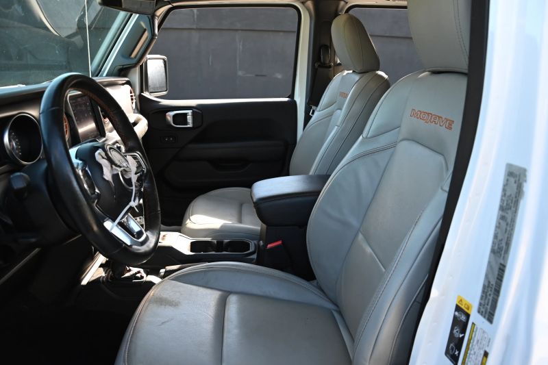 2023 Jeep Gladiator - photo 14
