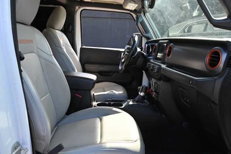 2023 Jeep Gladiator - photo 15