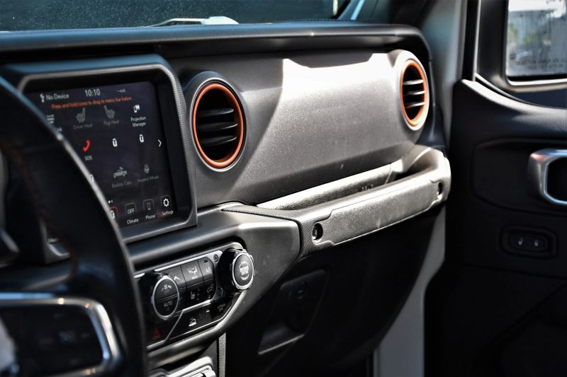 2023 Jeep Gladiator - photo 10