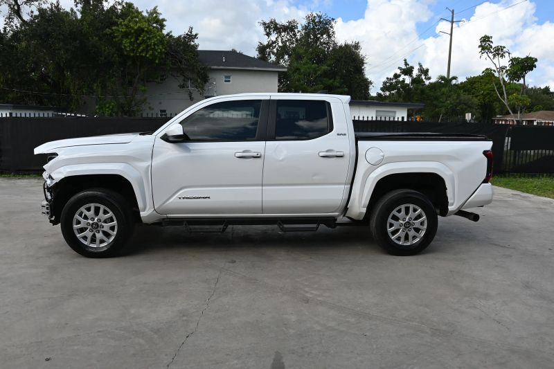 2024 Toyota Tacoma Double Cab - photo 6