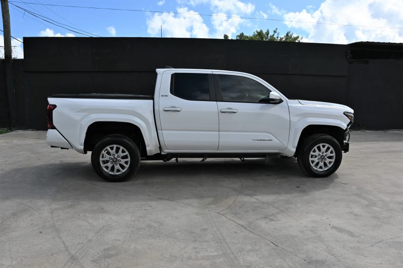 2024 Toyota Tacoma Double Cab - photo 7