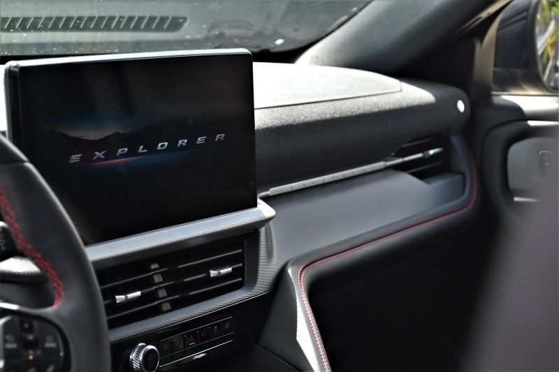 2026 Ford Explorer - photo 11