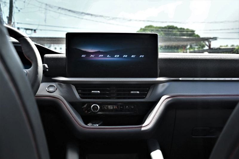 2026 Ford Explorer - photo 12