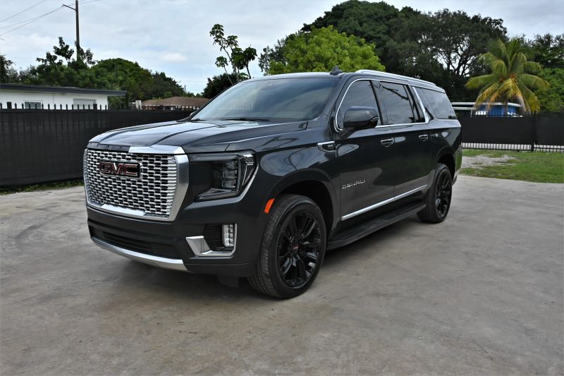2022 GMC Yukon XL - photo 1
