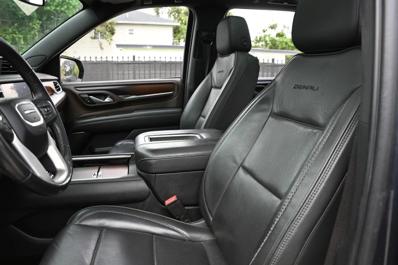 2022 GMC Yukon XL - photo 12