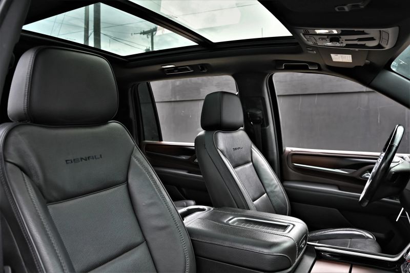 2022 GMC Yukon XL - photo 14