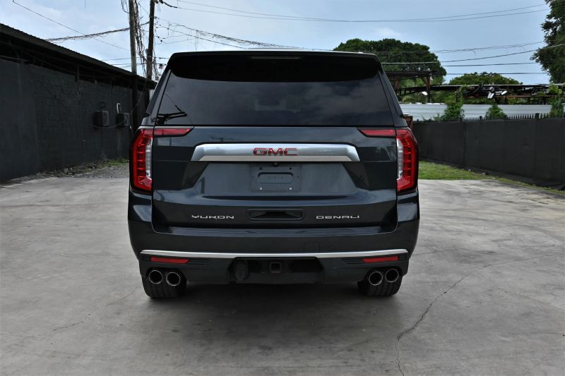 2022 GMC Yukon XL - photo 4