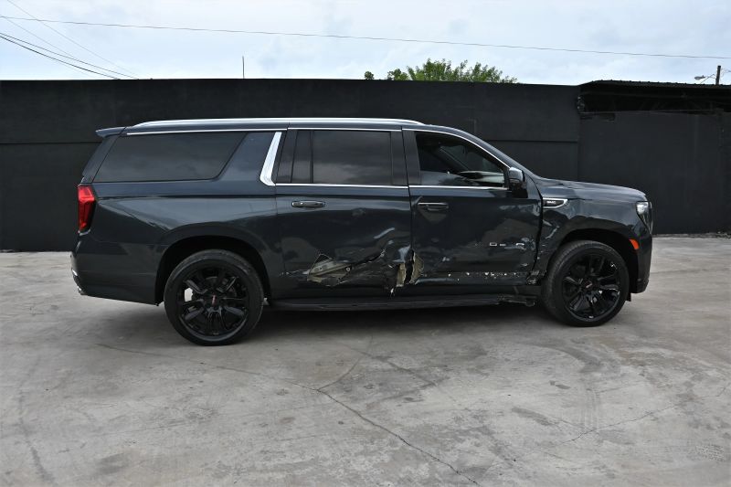 2022 GMC Yukon XL - photo 7