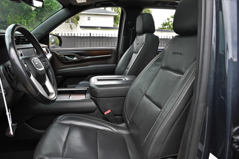 2022 GMC Yukon XL - photo 10