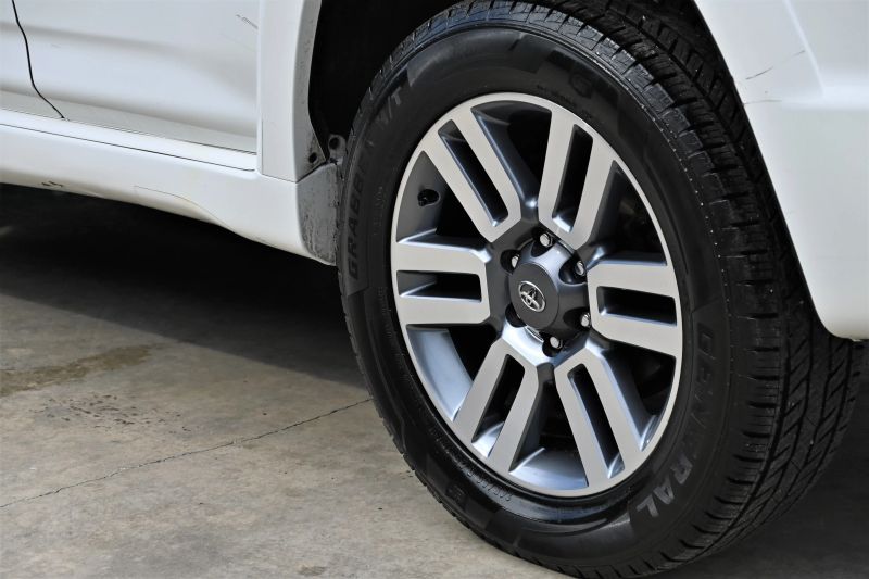 2024 Toyota 4Runner - photo 9