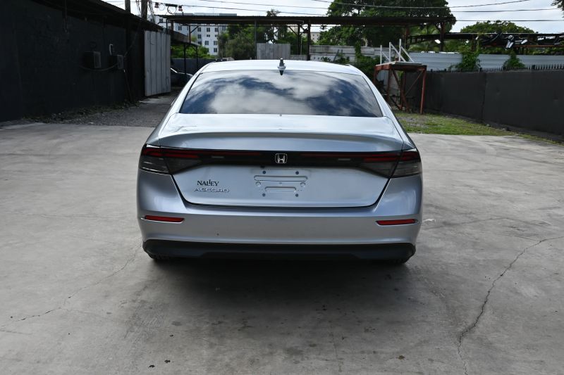 2024 Honda Accord - photo 4