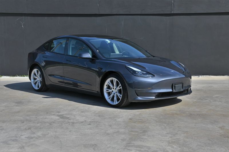 2022 Tesla Model 3 - photo 1