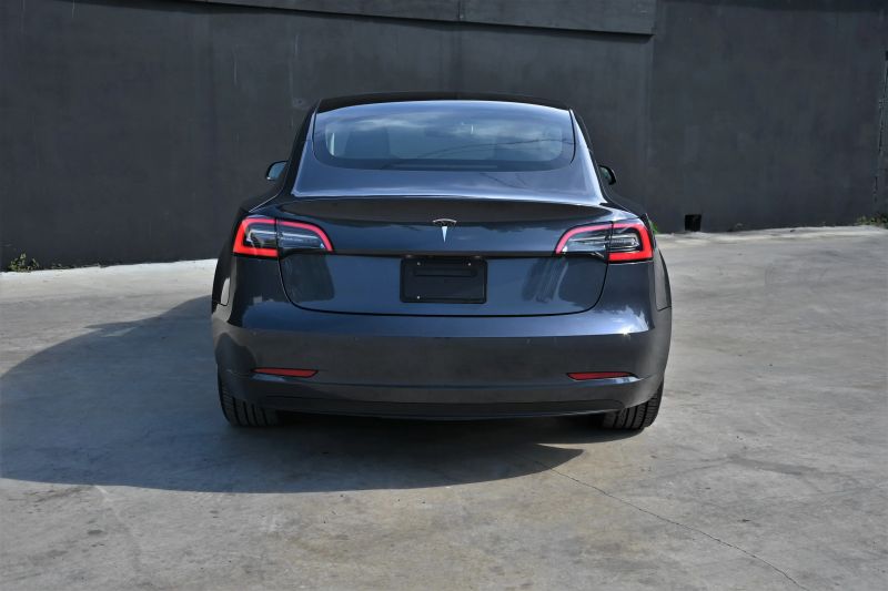 2022 Tesla Model 3 - photo 5