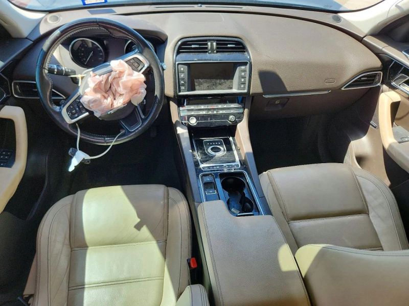 2018 Jaguar F-PACE - photo 8