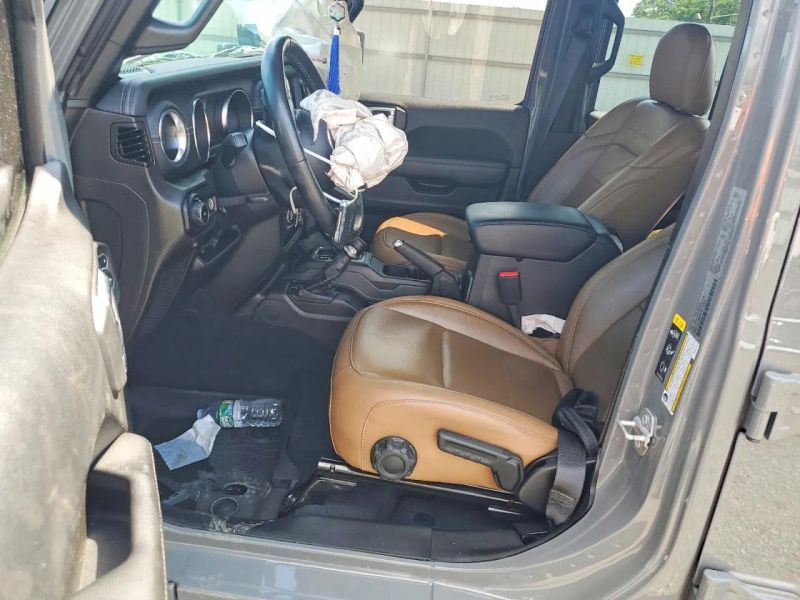 2023 Jeep Wrangler Unlimited - photo 7