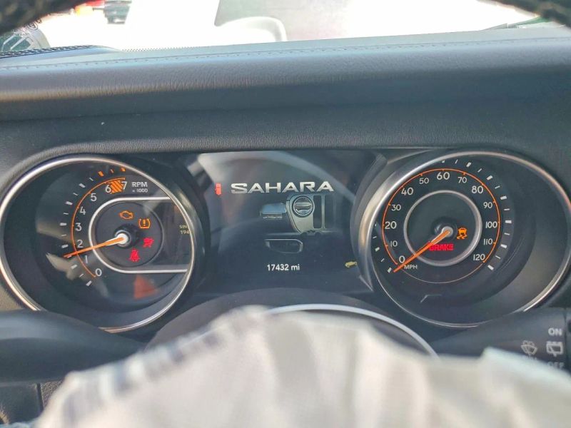 2023 Jeep Wrangler Unlimited - photo 9