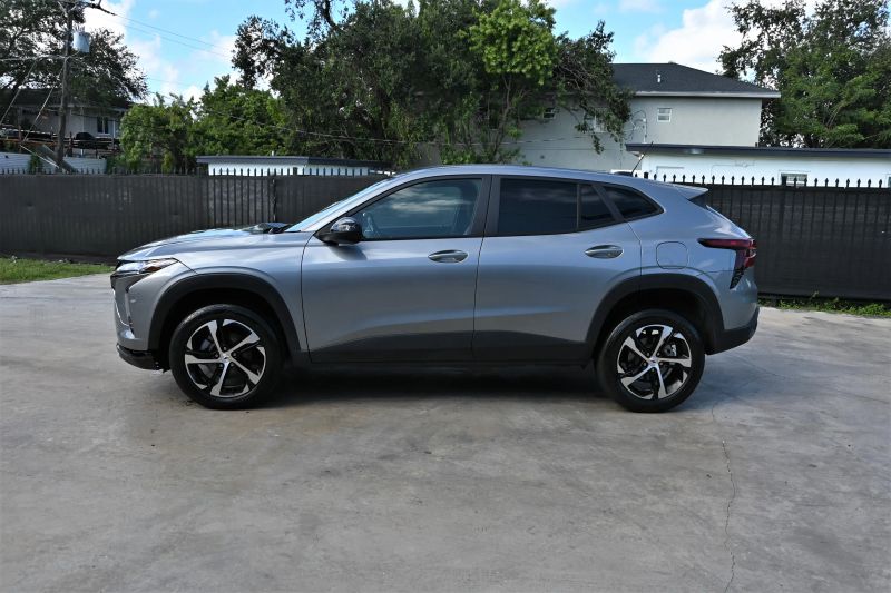 2025 Chevrolet Trax - photo 6