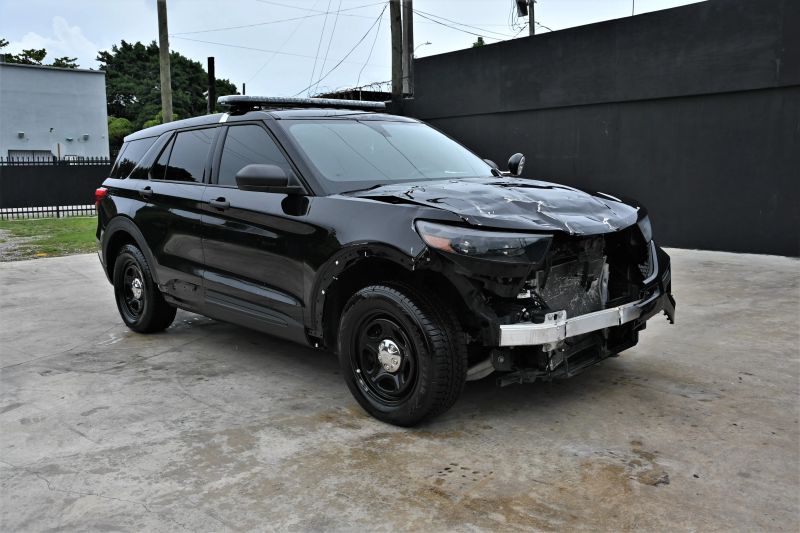 2022 Ford Explorer - photo 2