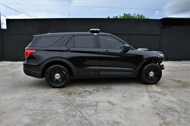2022 Ford Explorer - photo 7