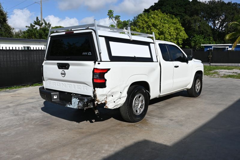 2024 Nissan Frontier King Cab - photo 4