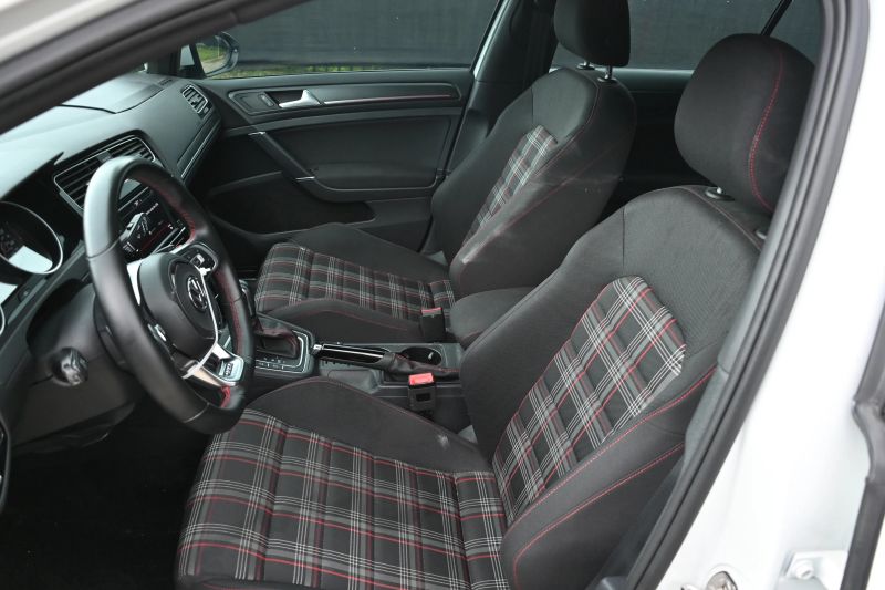 2020 Volkswagen Golf GTI - photo 12