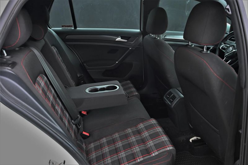 2020 Volkswagen Golf GTI - photo 16