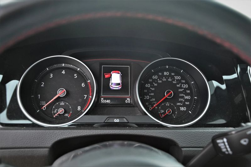 2020 Volkswagen Golf GTI - photo 9
