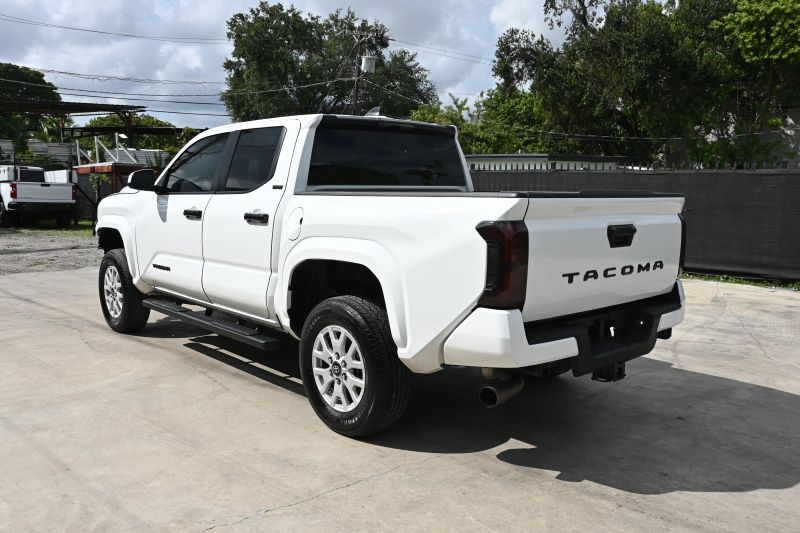 2024 Toyota Tacoma Double Cab - photo 5