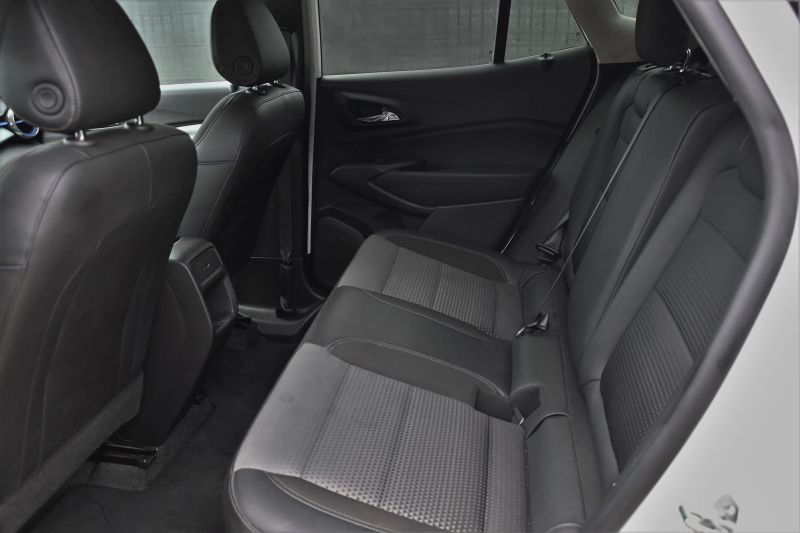 2025 Chevrolet Trax - photo 15