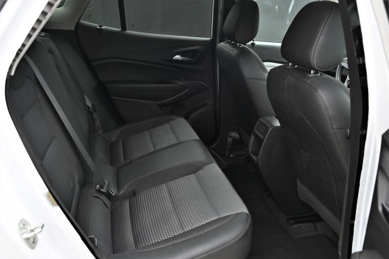 2025 Chevrolet Trax - photo 16