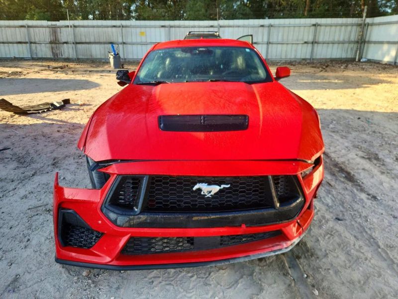 2025 Ford Mustang - photo 5
