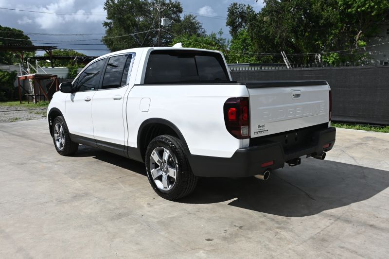 2025 Honda Ridgeline - photo 5