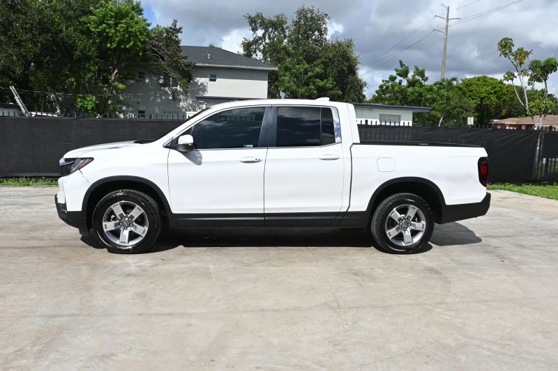 2025 Honda Ridgeline - photo 6
