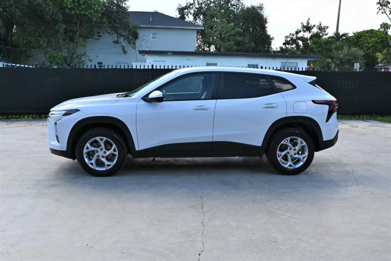 2025 Chevrolet Trax - photo 7