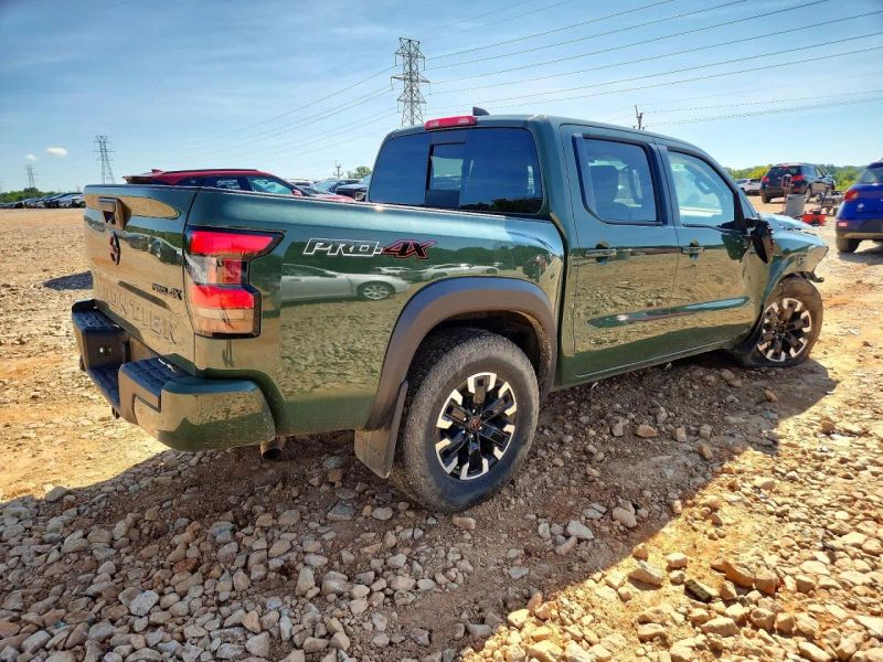 2023 Nissan Frontier Crew Cab - photo 3