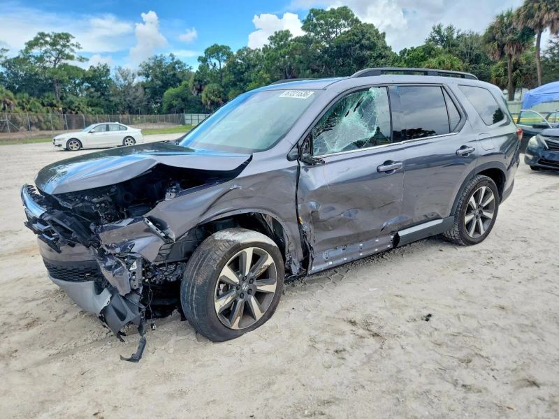 2025 Honda Pilot - photo 2