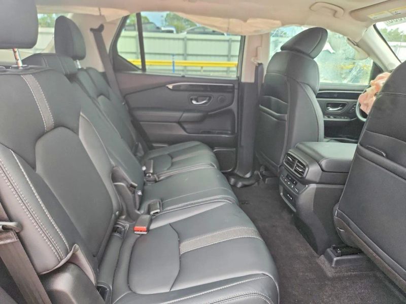 2025 Honda Pilot - photo 11