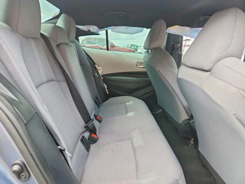2025 Toyota Corolla - photo 10