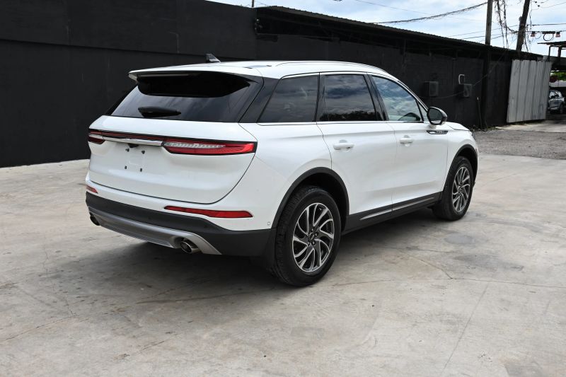 2022 Lincoln Corsair - photo 5