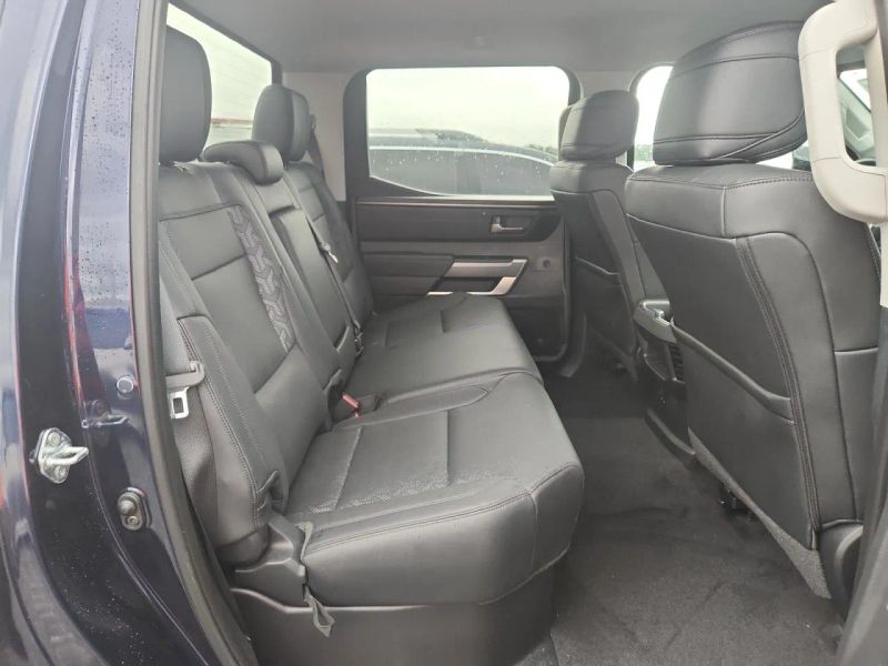 2024 Toyota Tundra CrewMax - photo 10