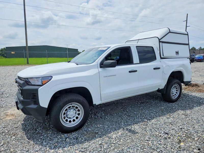 2024 Chevrolet Colorado Crew Cab - photo 2
