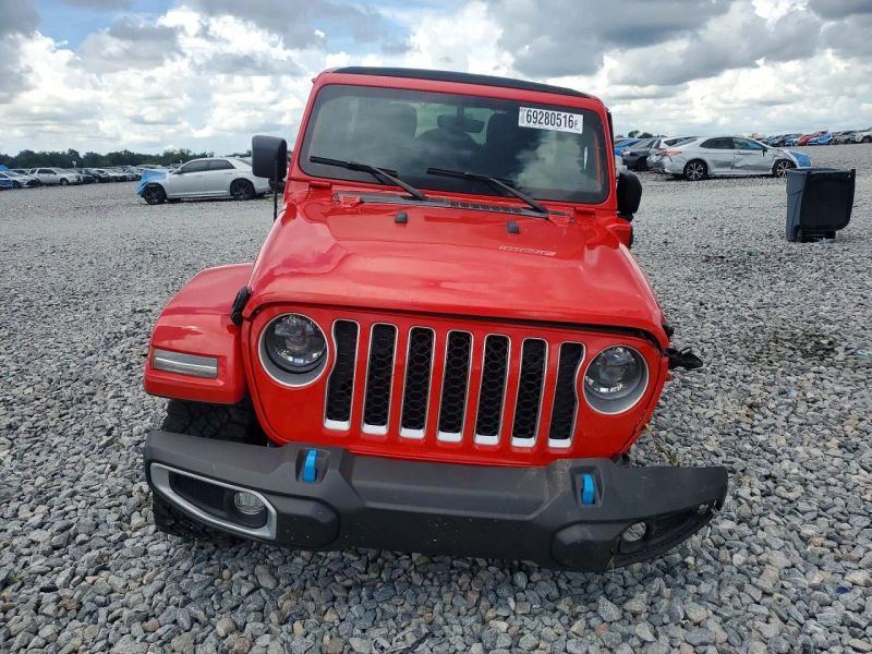 2023 Jeep Wrangler 4xe - photo 5