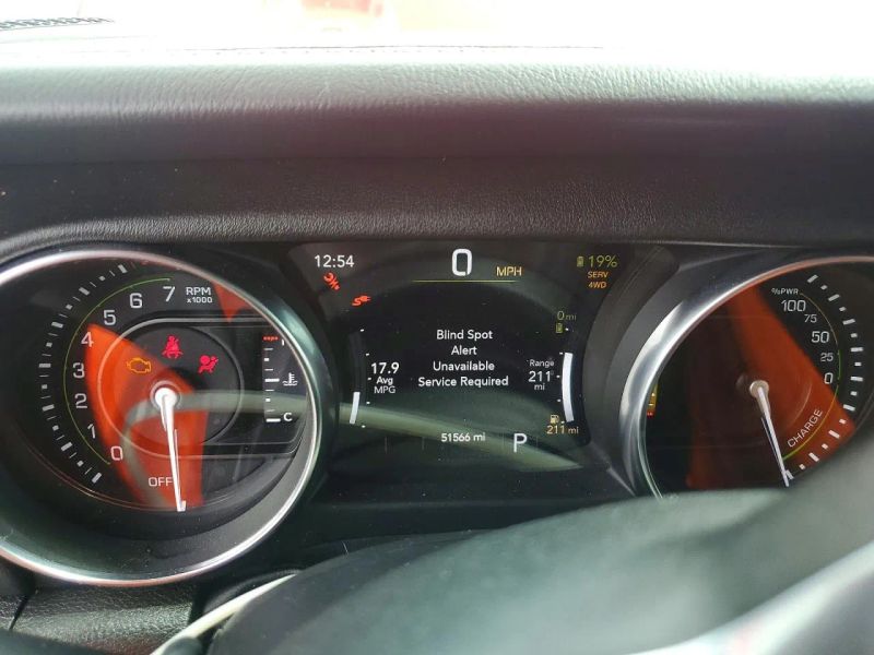 2023 Jeep Wrangler 4xe - photo 9