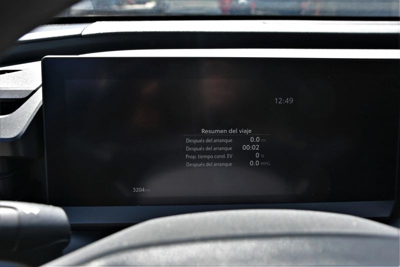 2026 Toyota RAV4 - photo 10