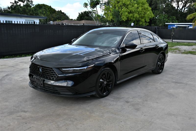 2024 Honda Accord - photo 2