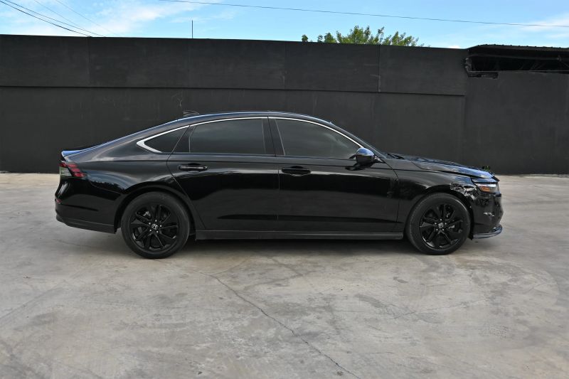 2024 Honda Accord - photo 6